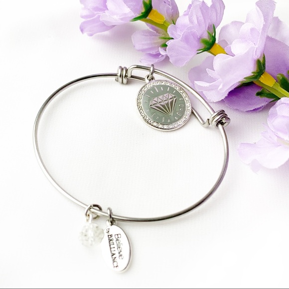🌺 Believe By brilliance shine bright silver crystal rhinestone bangle bracelet - Picture 4 of 7